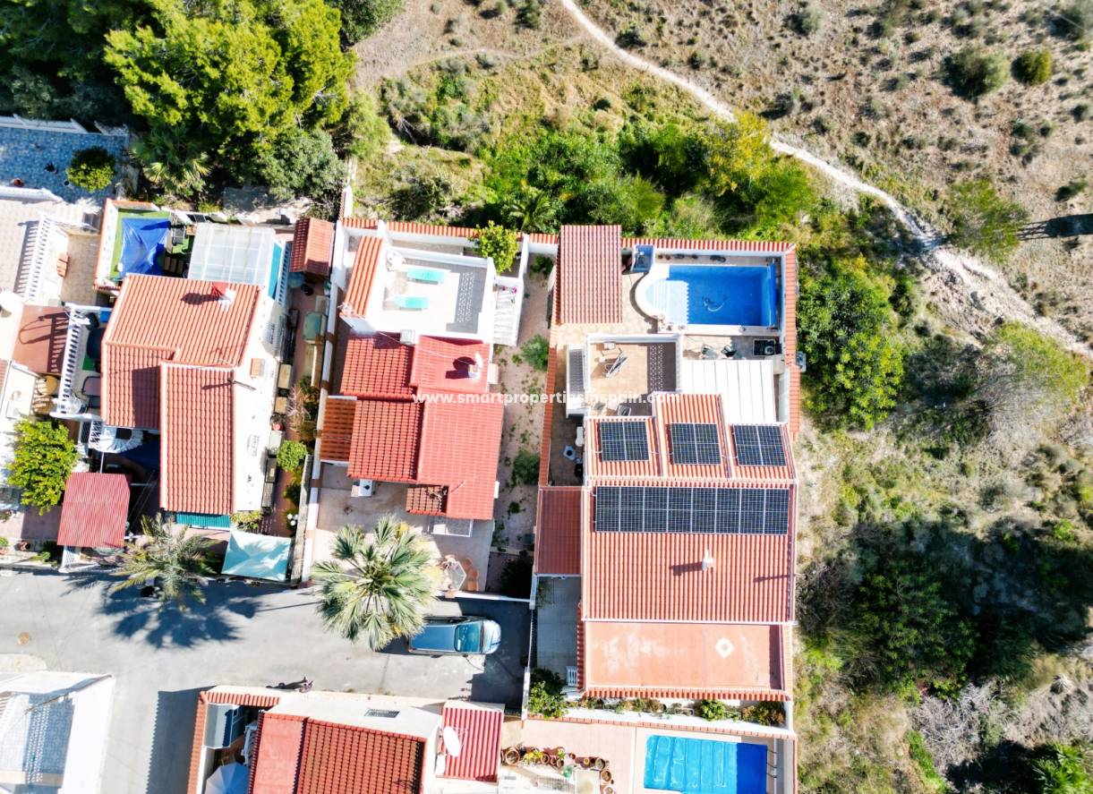 Wederverkoop - Detached Villa - La Marina - Urbanización La Marina