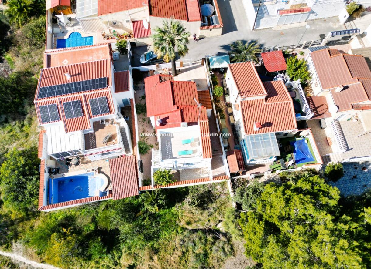 Wederverkoop - Detached Villa - La Marina - Urbanización La Marina
