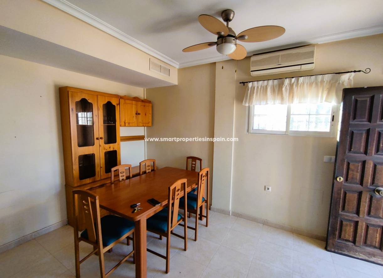 Wederverkoop - Detached Villa - La Marina - Urbanización La Marina