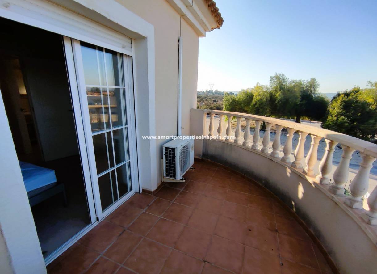 Wederverkoop - Detached Villa - La Marina - Urbanización La Marina