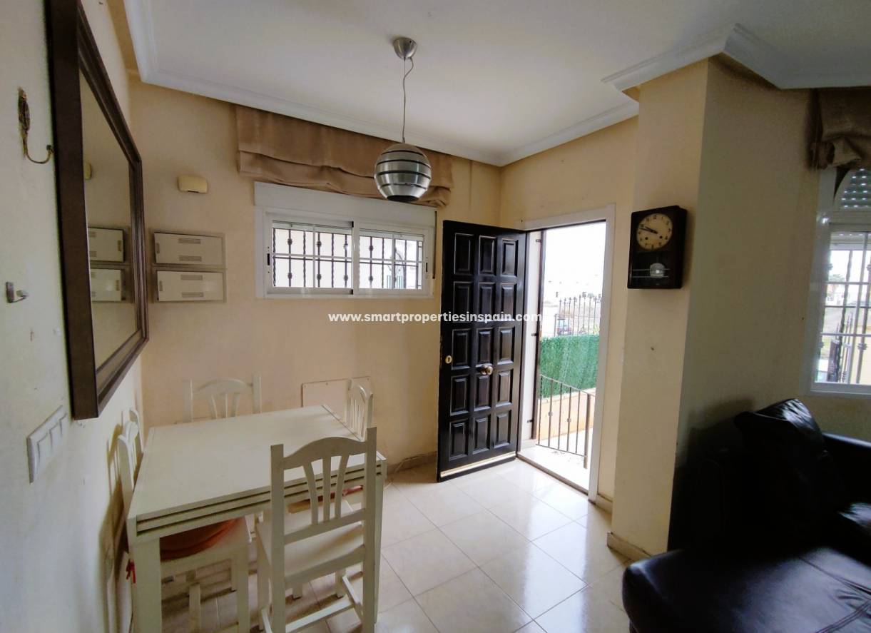Wederverkoop - Detached Villa - La Marina - Urbanización La Marina