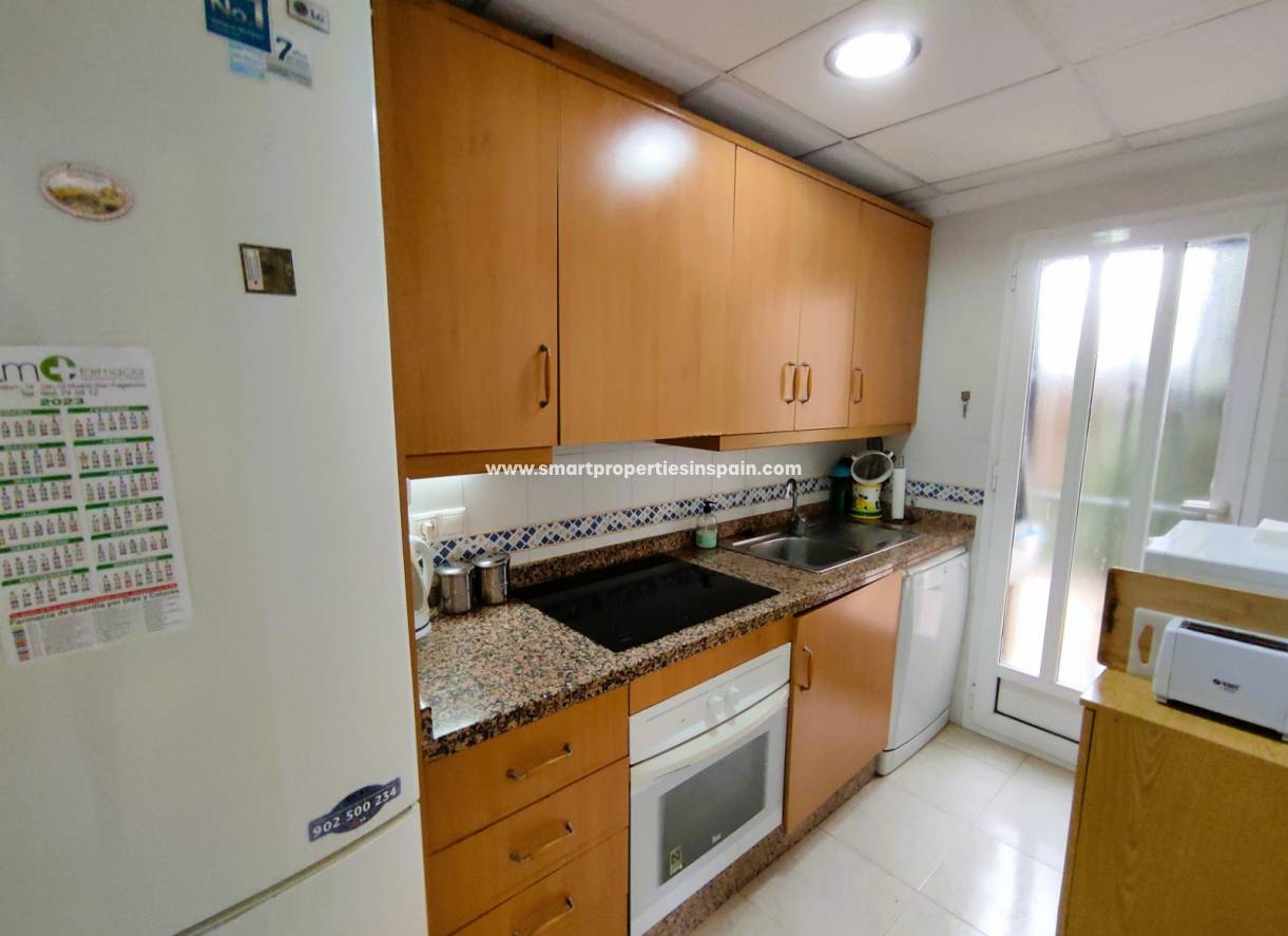 Wederverkoop - Detached Villa - La Marina - Urbanización La Marina