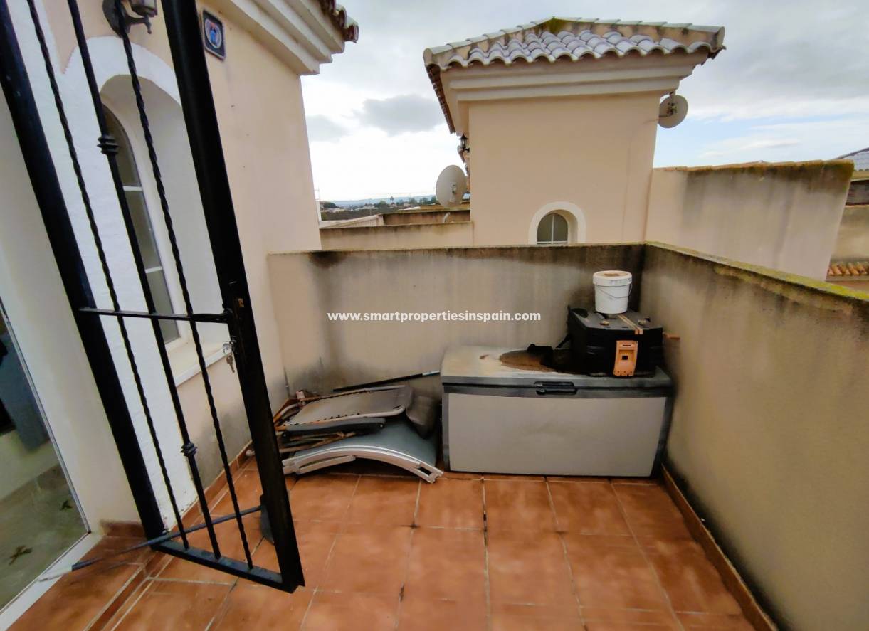 Wederverkoop - Detached Villa - La Marina - Urbanización La Marina