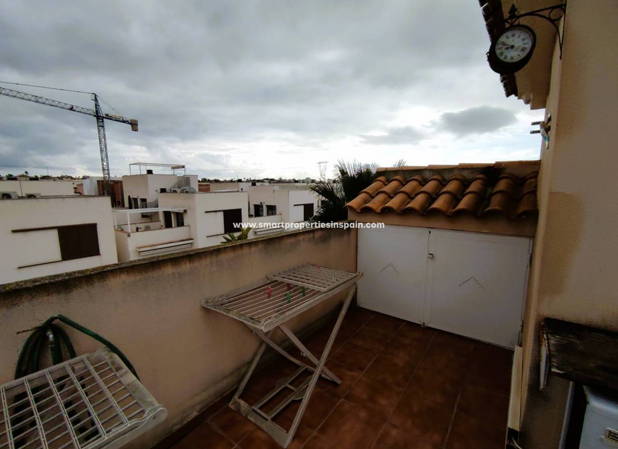 Wederverkoop - Detached Villa - La Marina - Urbanización La Marina