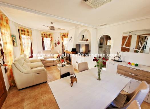 Wederverkoop - Detached Villa - La Marina - Urbanización La Marina