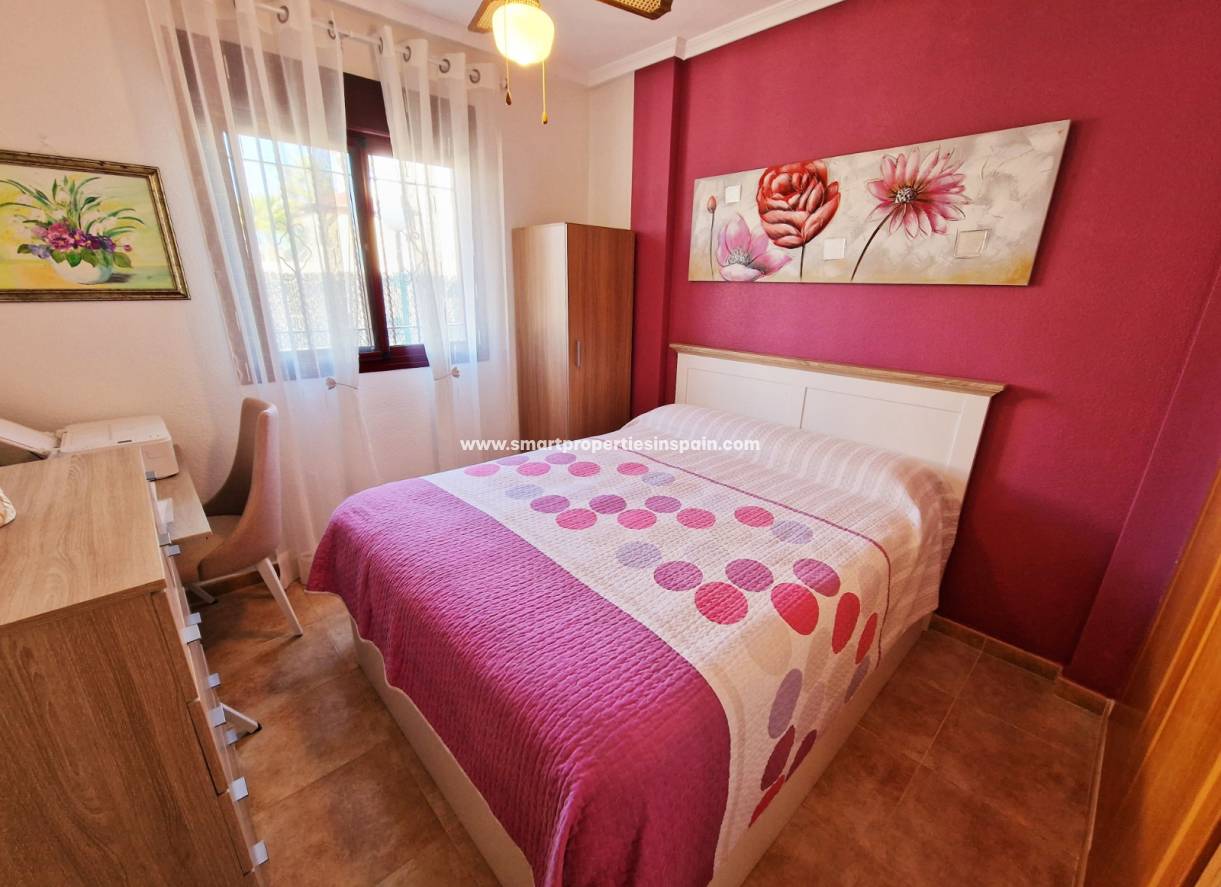 Wederverkoop - Detached Villa - La Marina - Urbanización La Marina