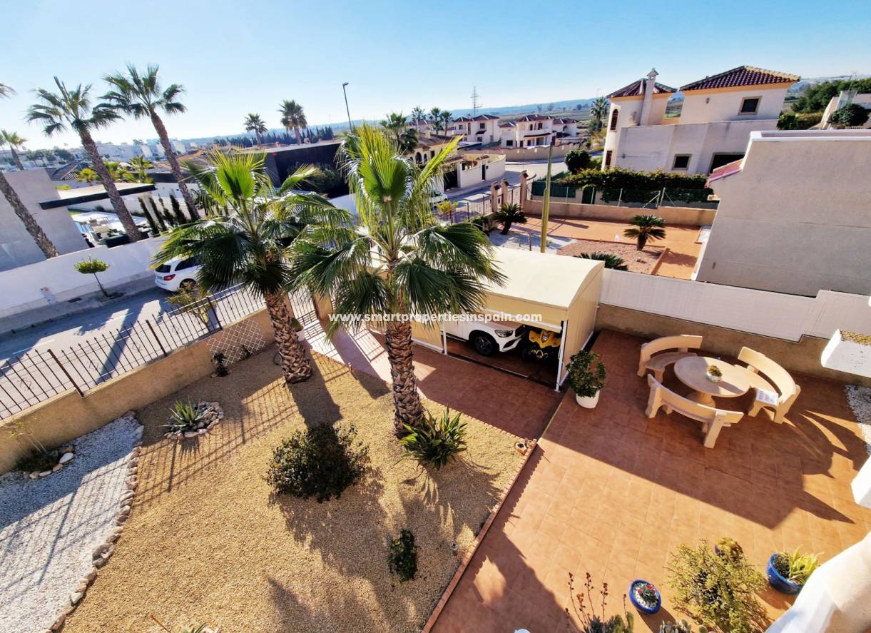 Wederverkoop - Detached Villa - La Marina - Urbanización La Marina