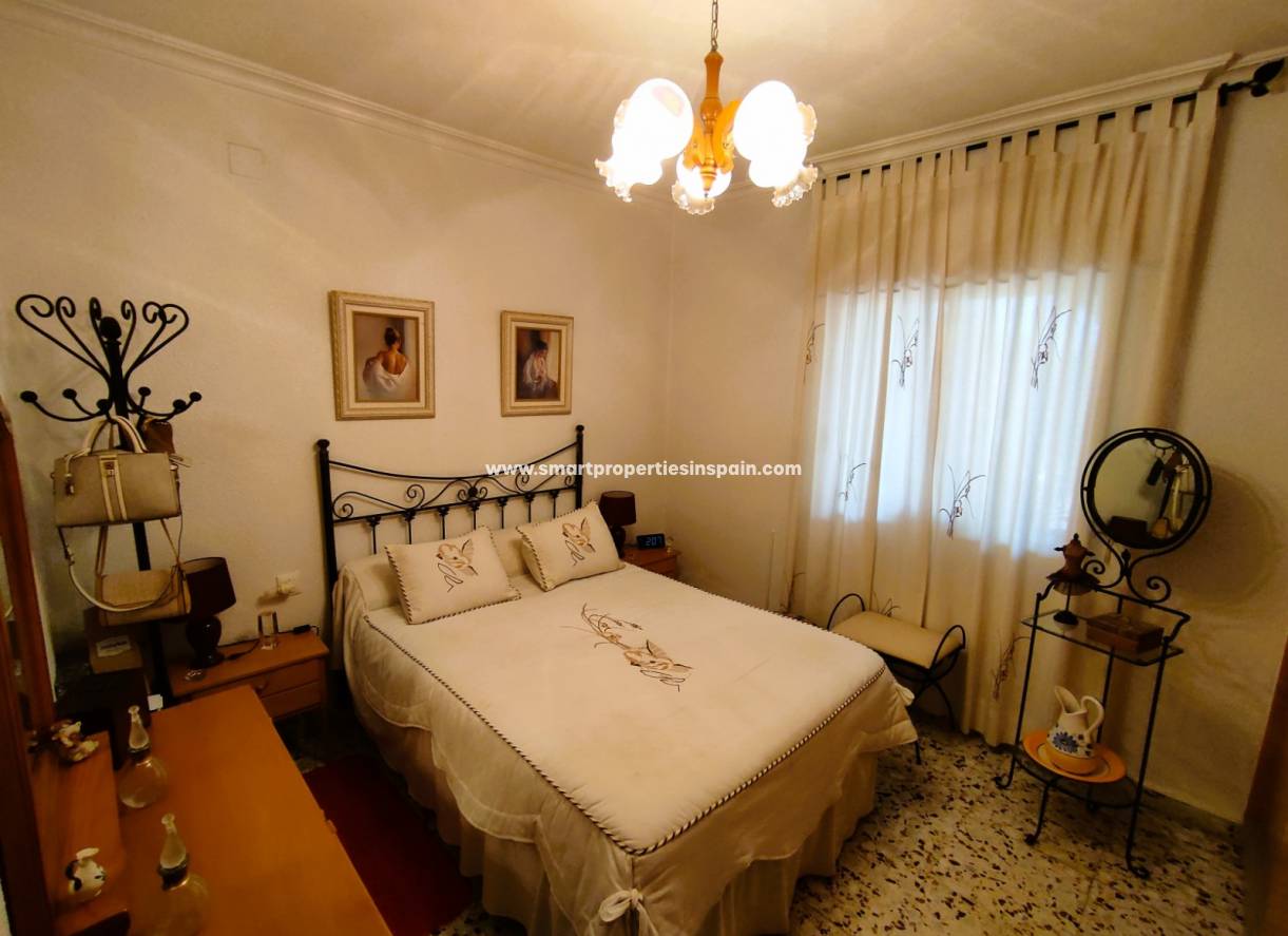 Wederverkoop - Detached Villa - La Marina - Urbanización La Marina
