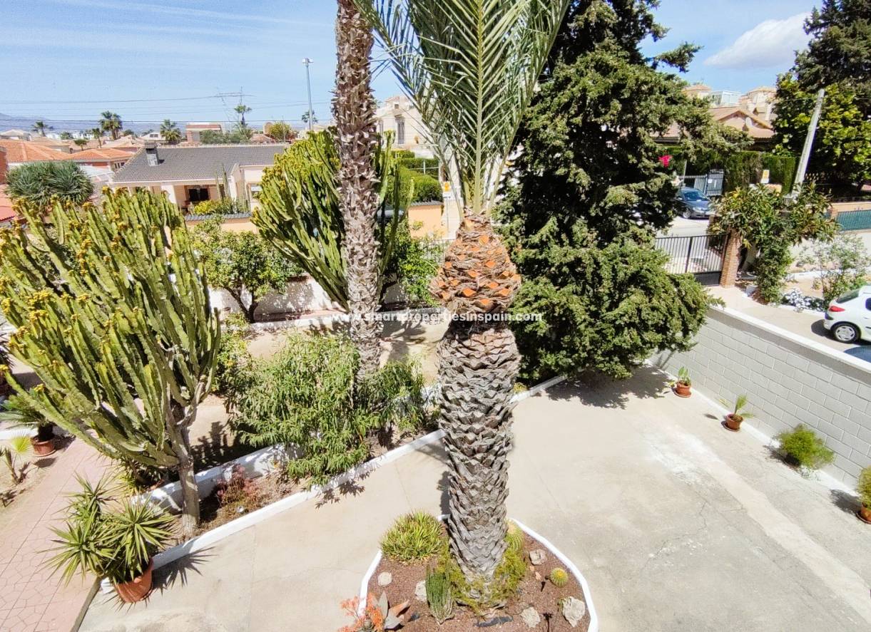 Wederverkoop - Detached Villa - La Marina - Urbanización La Marina
