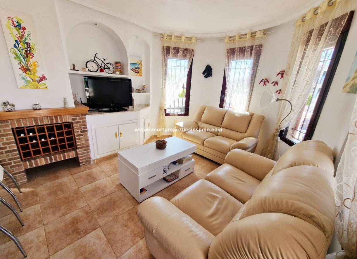 Wederverkoop - Detached Villa - La Marina - Urbanización La Marina