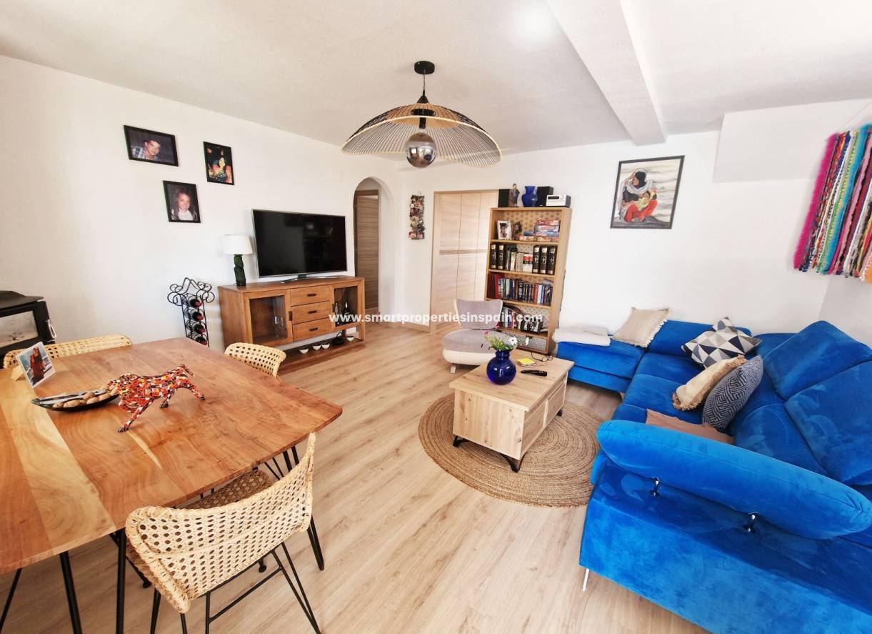 Wederverkoop - Detached Villa - La Marina - Urbanización La Marina