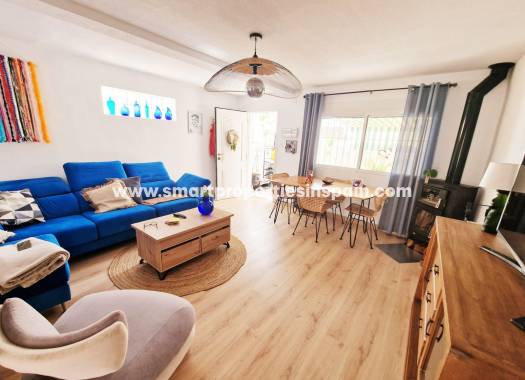 Wederverkoop - Detached Villa - La Marina - Urbanización La Marina