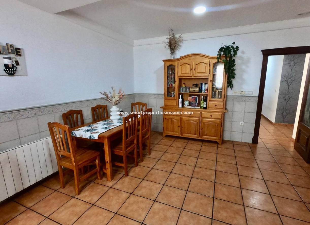 Wederverkoop - Detached Villa - La Marina - Urbanización La Marina