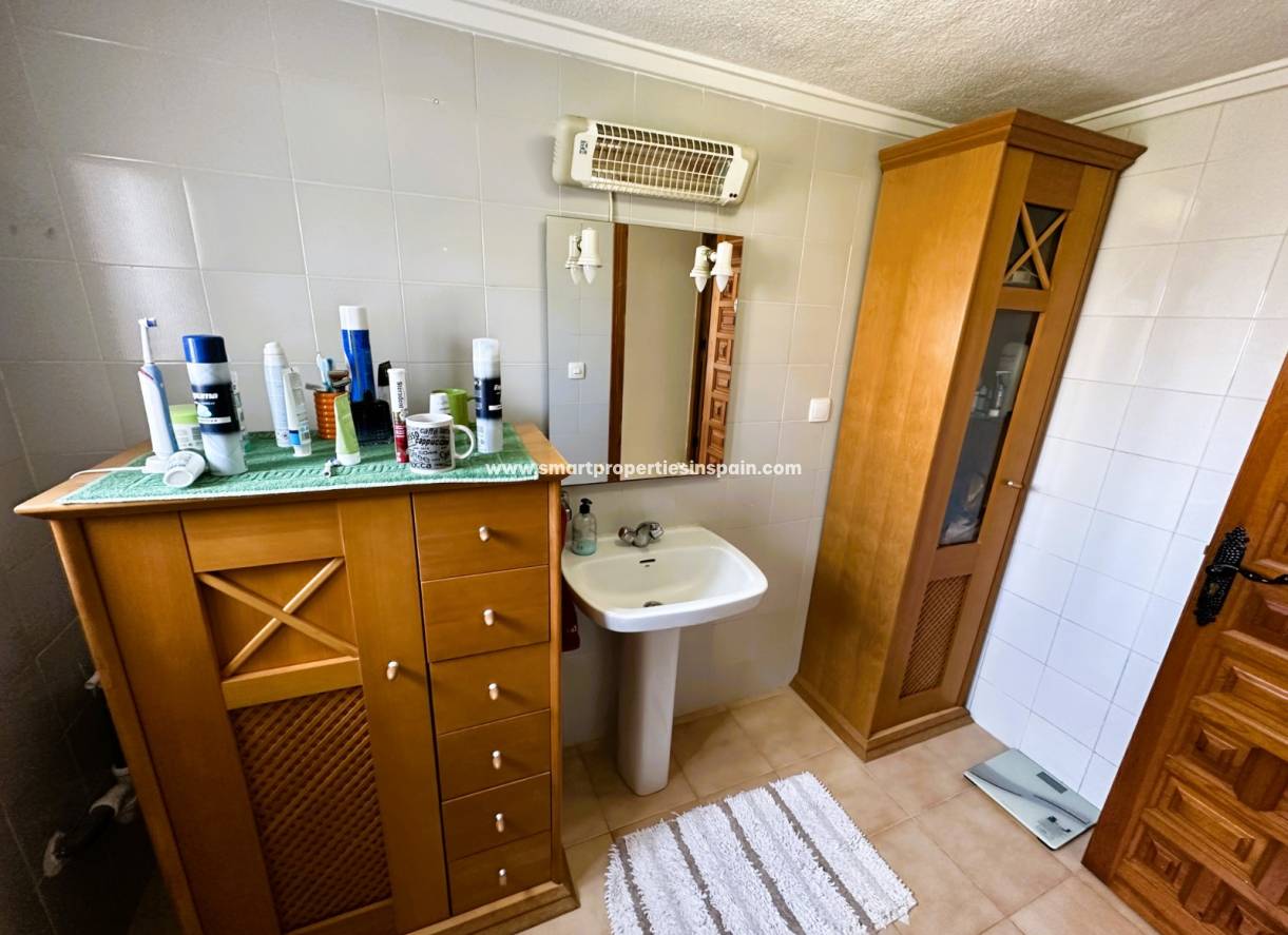 Wederverkoop - Detached Villa - La Marina - Urbanización La Marina