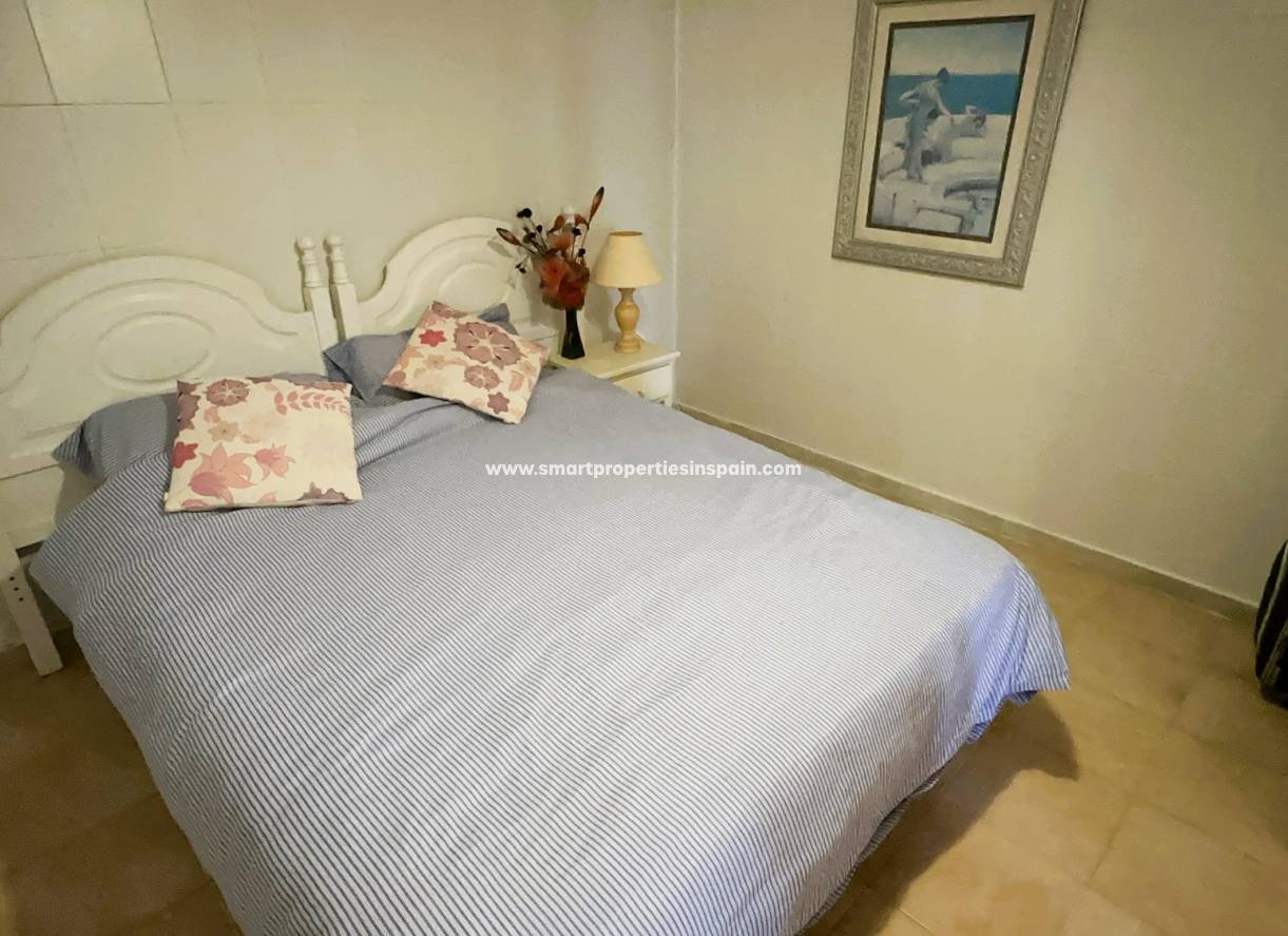 Wederverkoop - Detached Villa - La Marina - Urbanización La Marina