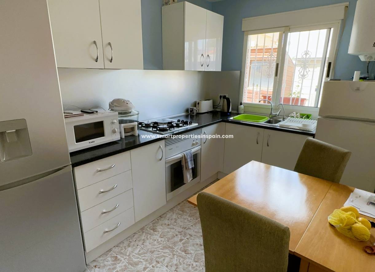 Wederverkoop - Detached Villa - La Marina - Urbanización La Marina
