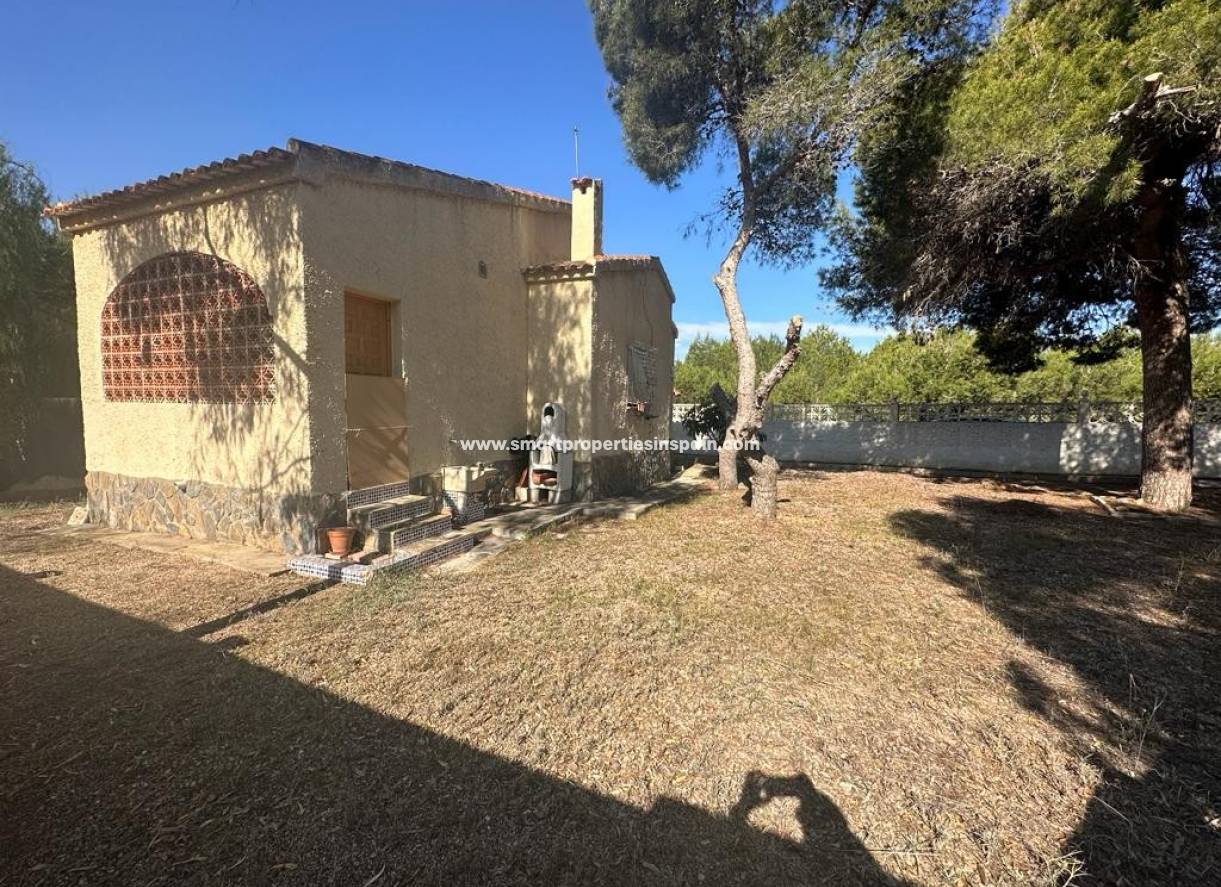Wederverkoop - Detached Villa - La Marina - Urbanización La Marina