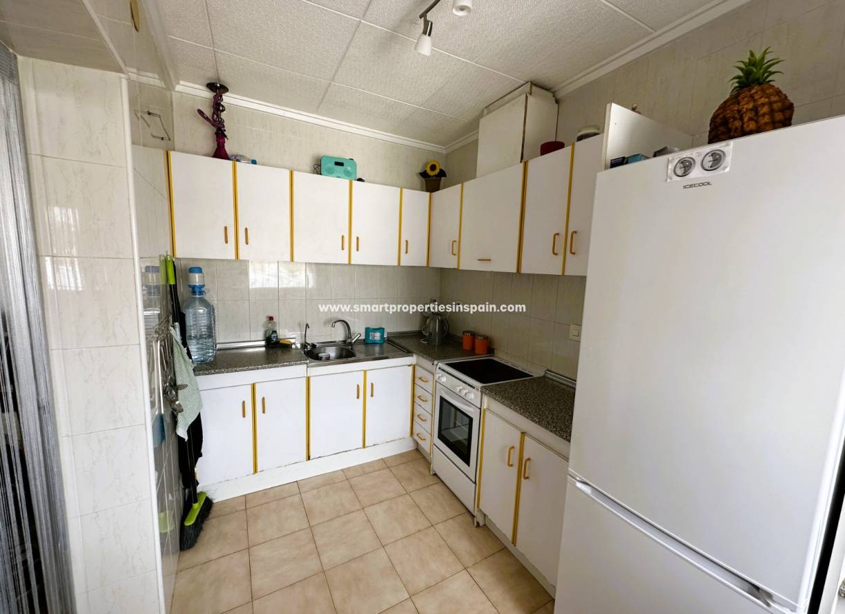 Wederverkoop - Detached Villa - La Marina - Urbanización La Marina