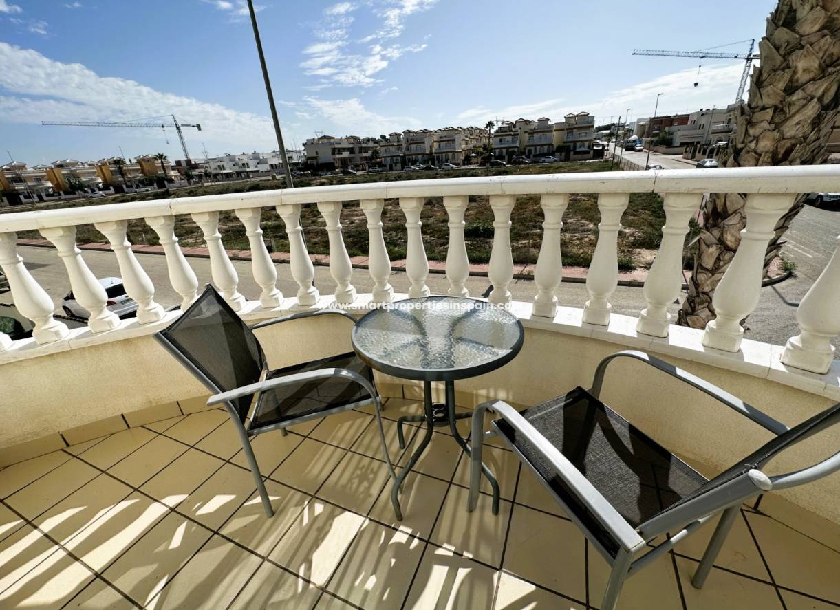 Wederverkoop - Detached Villa - La Marina - Urbanización La Marina