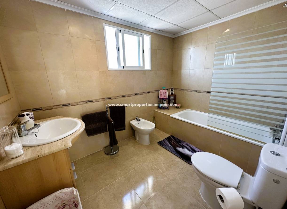 Wederverkoop - Detached Villa - La Marina - Urbanización La Marina