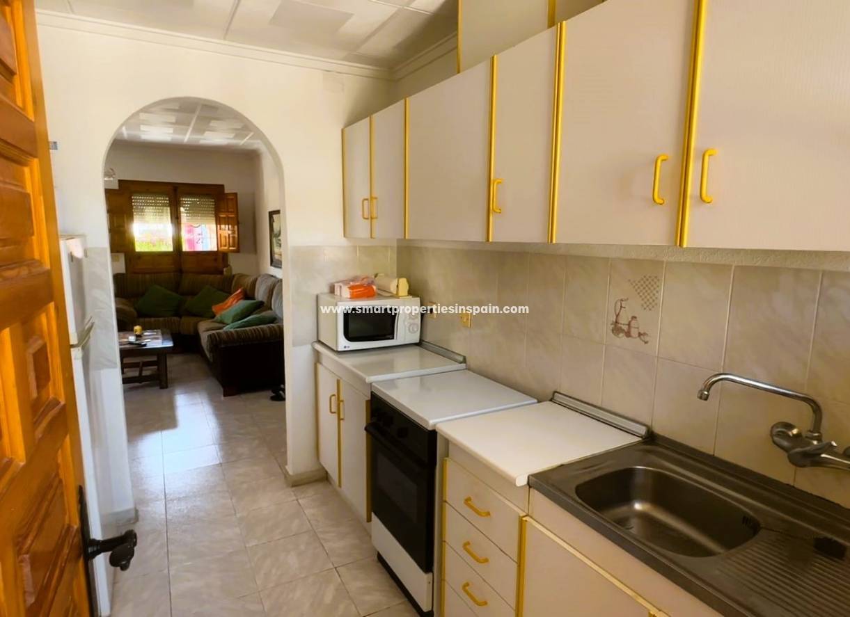Wederverkoop - Detached Villa - La Marina - Urbanización La Marina