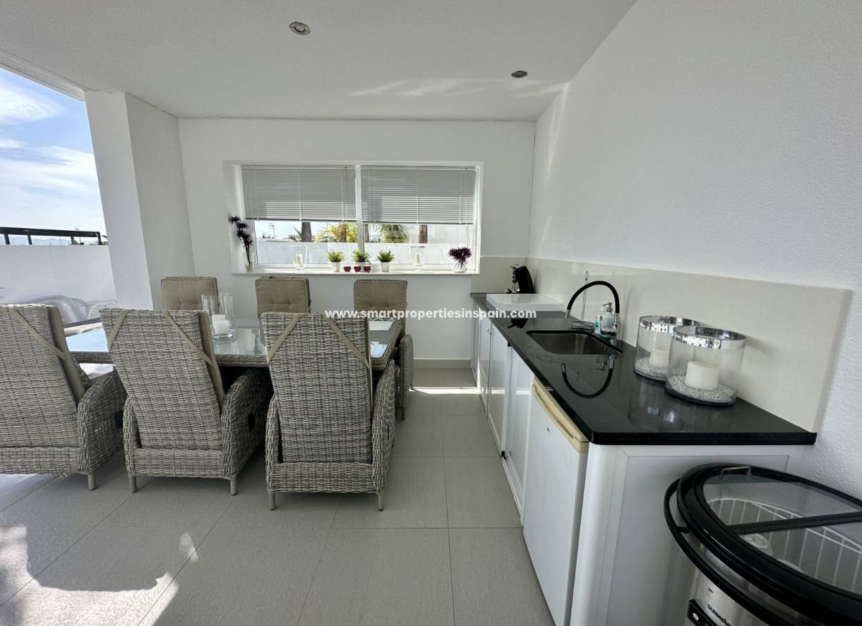 Wederverkoop - Detached Villa - La Marina - Urbanización La Marina