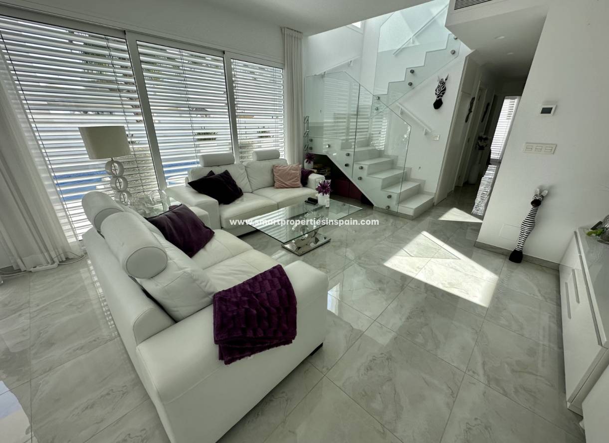Wederverkoop - Detached Villa - La Marina - Urbanización La Marina