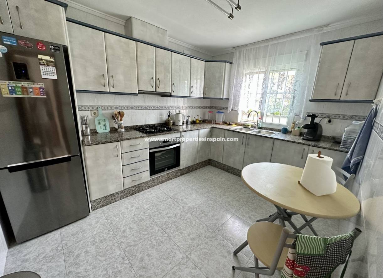 Wederverkoop - Detached Villa - La Marina - Urbanización La Marina