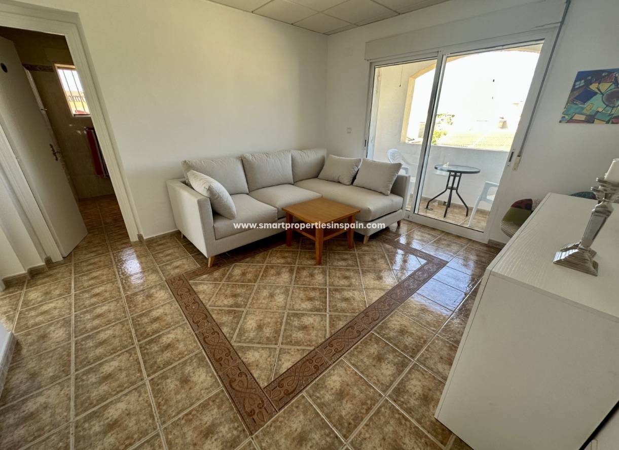 Wederverkoop - Detached Villa - La Marina - Urbanización La Marina