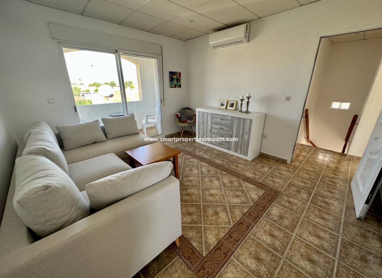 Wederverkoop - Detached Villa - La Marina - Urbanización La Marina