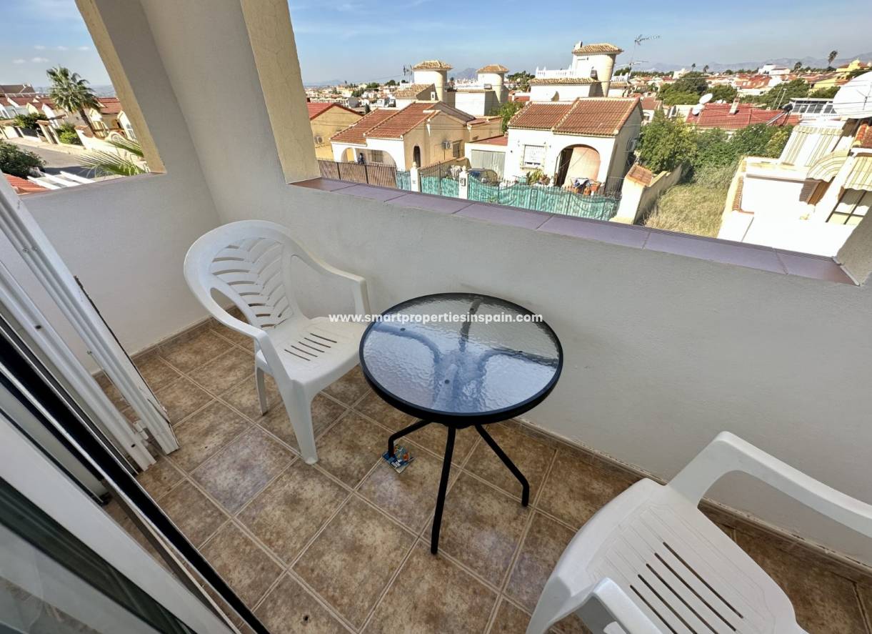 Wederverkoop - Detached Villa - La Marina - Urbanización La Marina