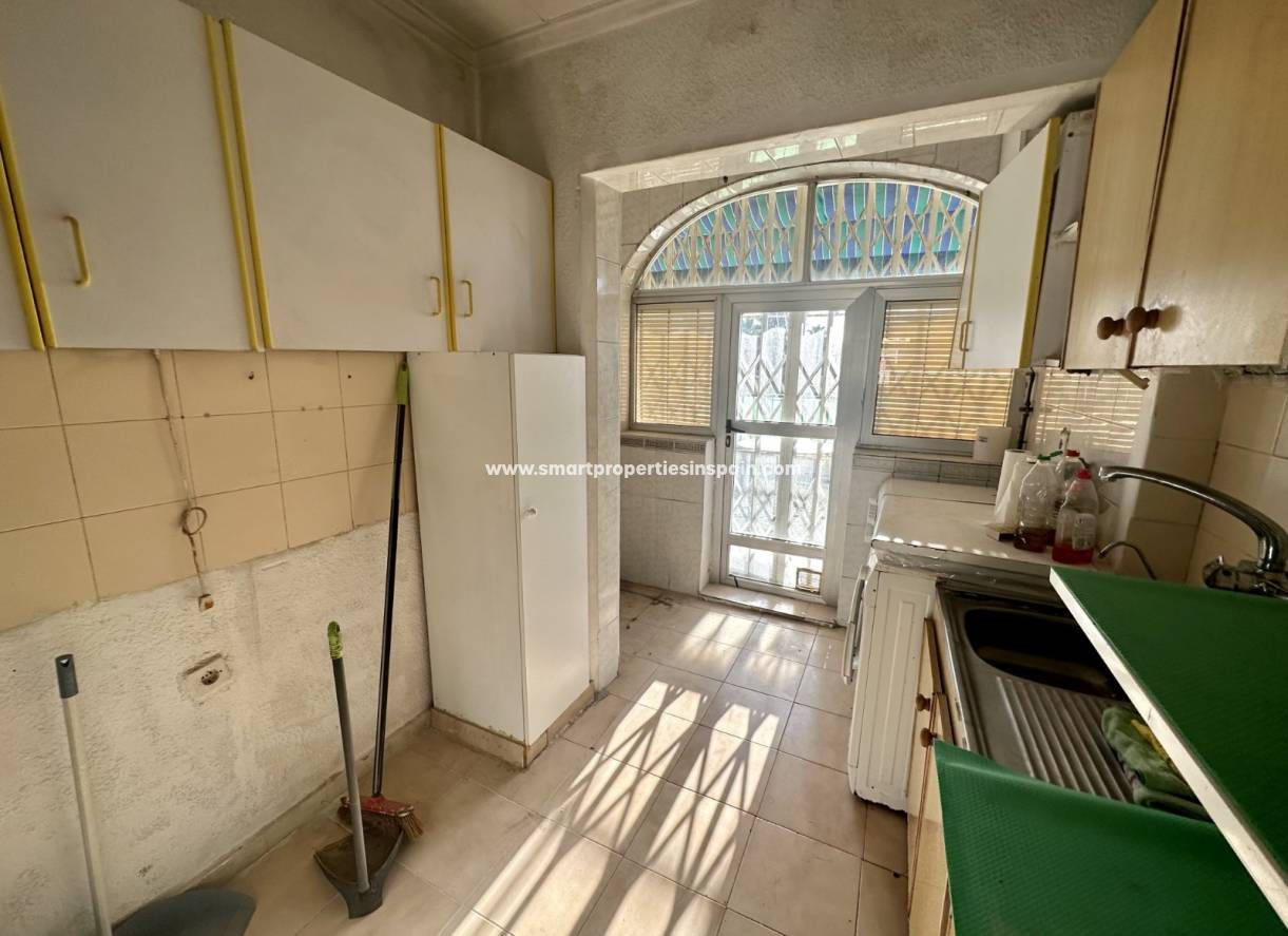 Wederverkoop - Detached Villa - La Marina - Urbanización La Marina