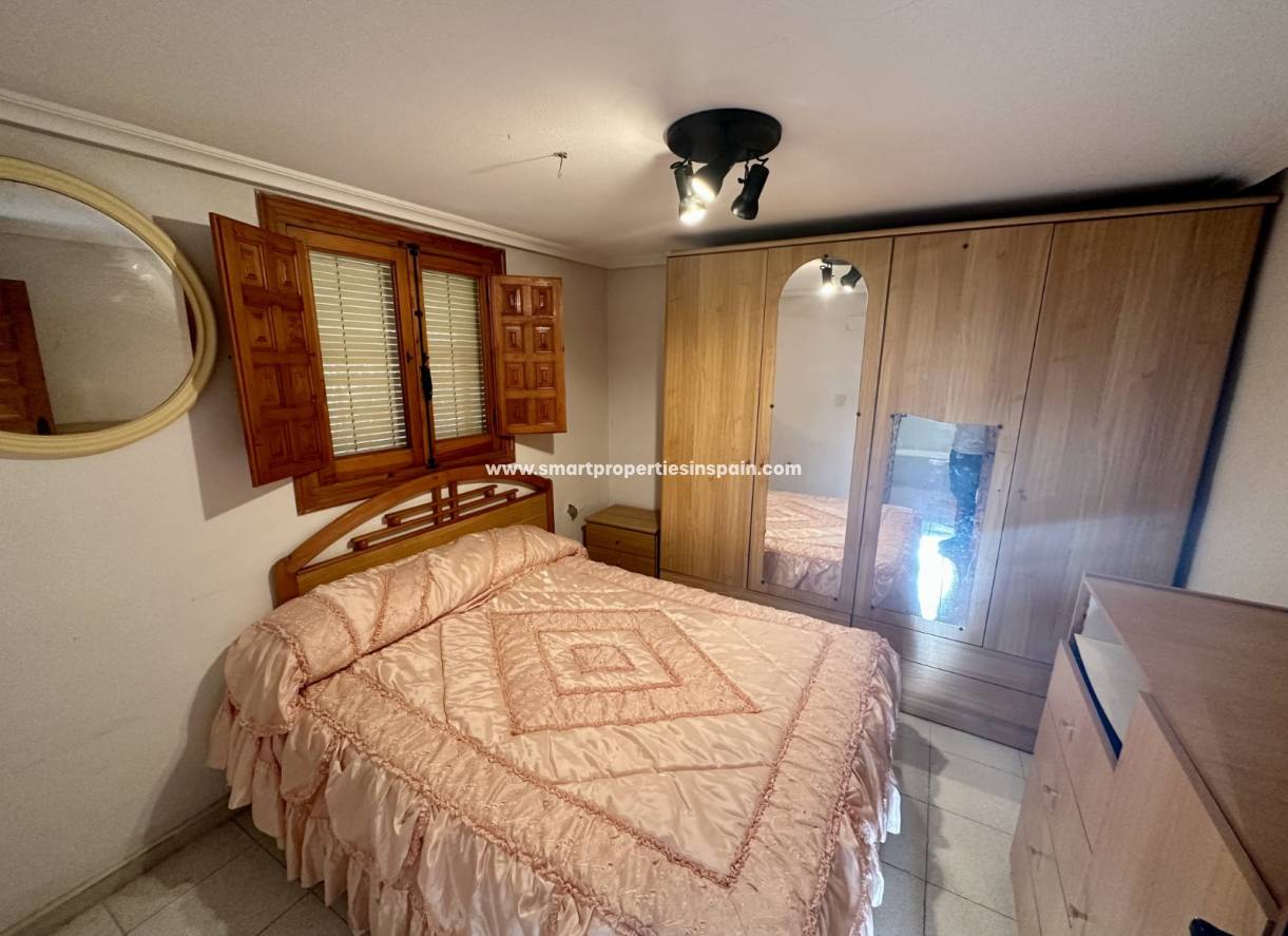 Wederverkoop - Detached Villa - La Marina - Urbanización La Marina