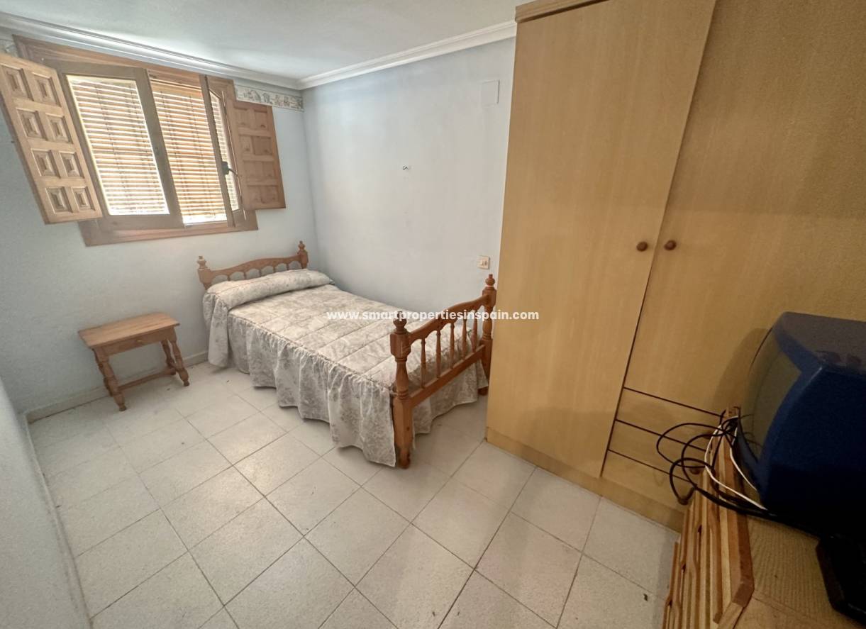 Wederverkoop - Detached Villa - La Marina - Urbanización La Marina