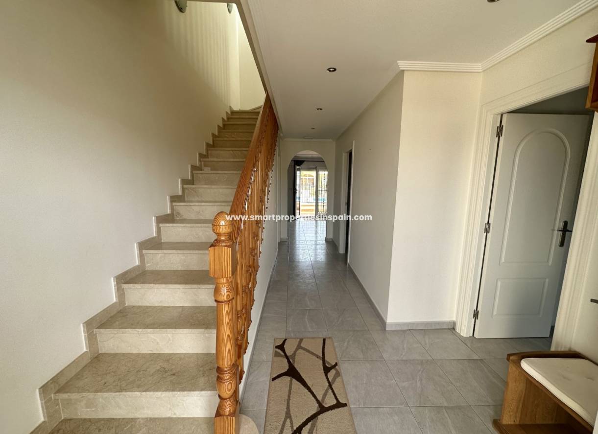 Wederverkoop - Detached Villa - La Marina - Urbanización La Marina
