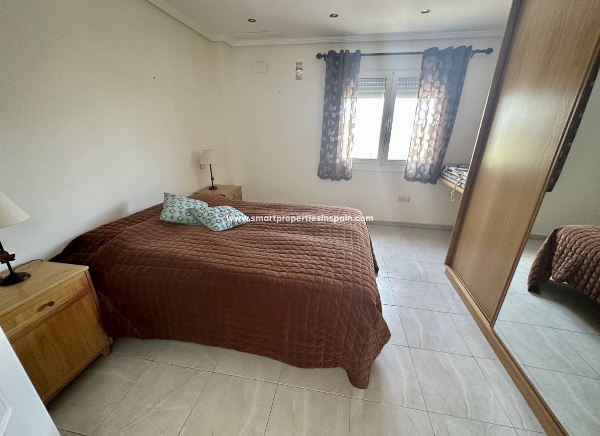 Wederverkoop - Detached Villa - La Marina - Urbanización La Marina