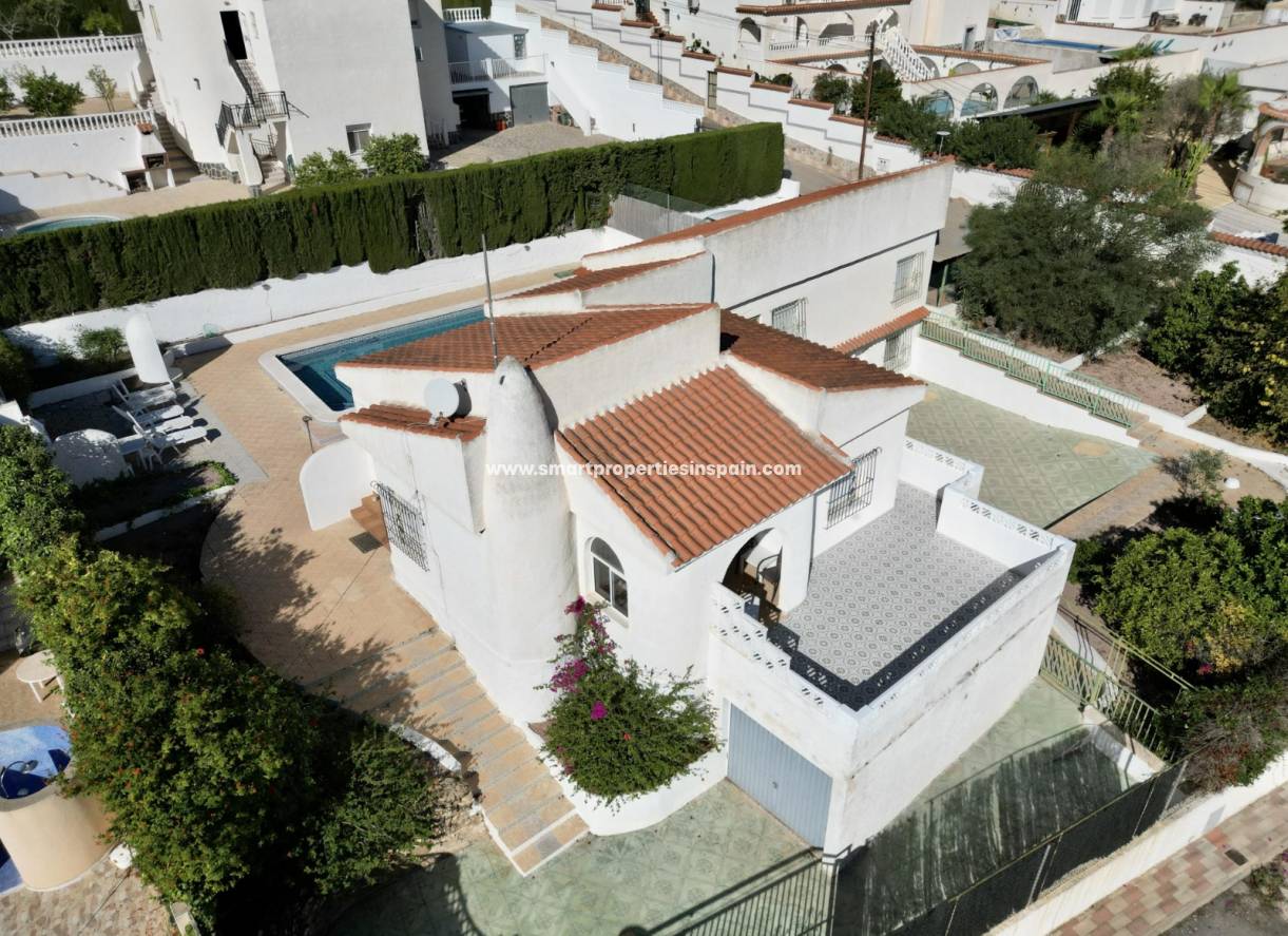 Wederverkoop - Detached Villa - La Marina - Urbanización La Marina
