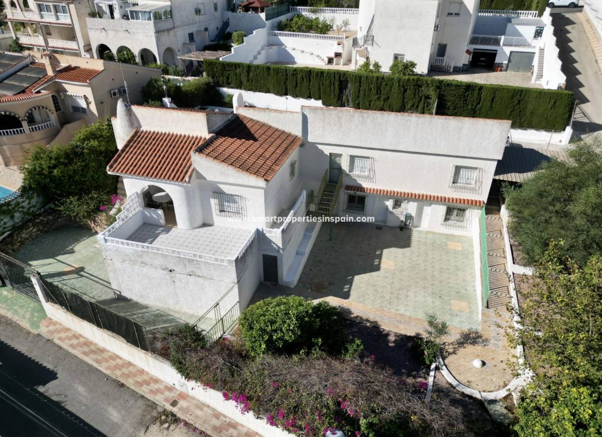 Wederverkoop - Detached Villa - La Marina - Urbanización La Marina