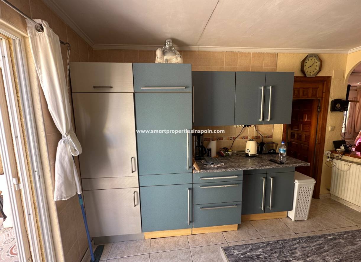 Wederverkoop - Detached Villa - La Marina - Urbanización La Marina