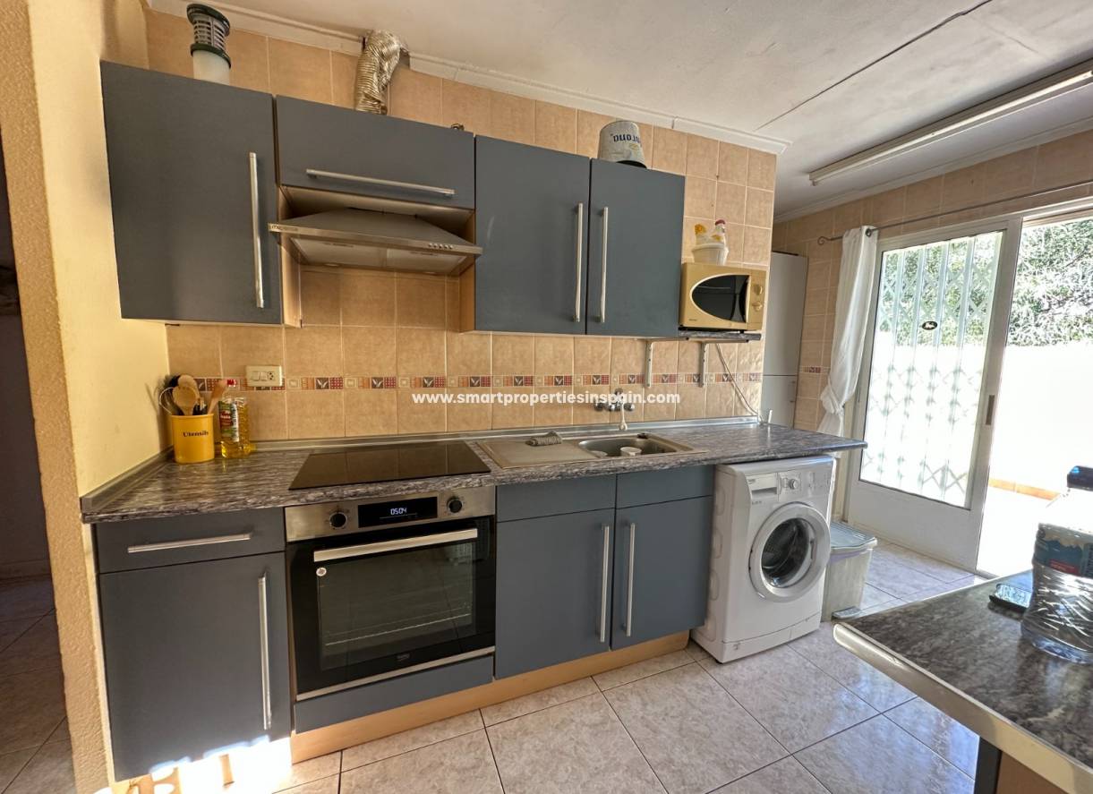 Wederverkoop - Detached Villa - La Marina - Urbanización La Marina