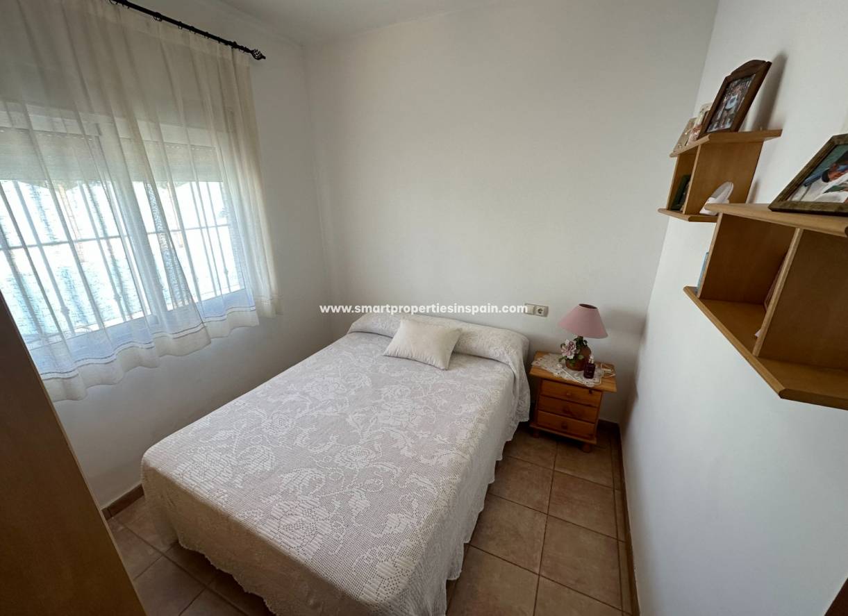 Wederverkoop - Detached Villa - La Marina - Urbanización La Marina