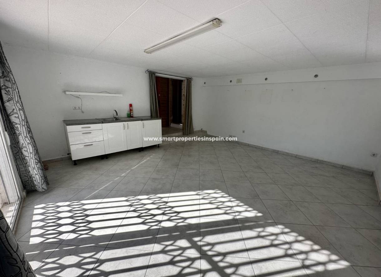 Wederverkoop - Detached Villa - La Marina - Urbanización La Marina