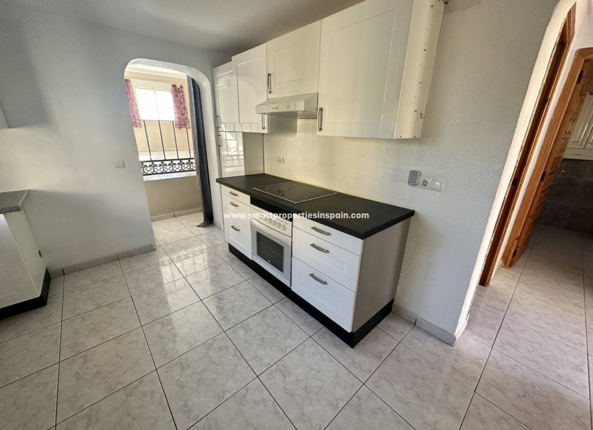 Wederverkoop - Detached Villa - La Marina - Urbanización La Marina
