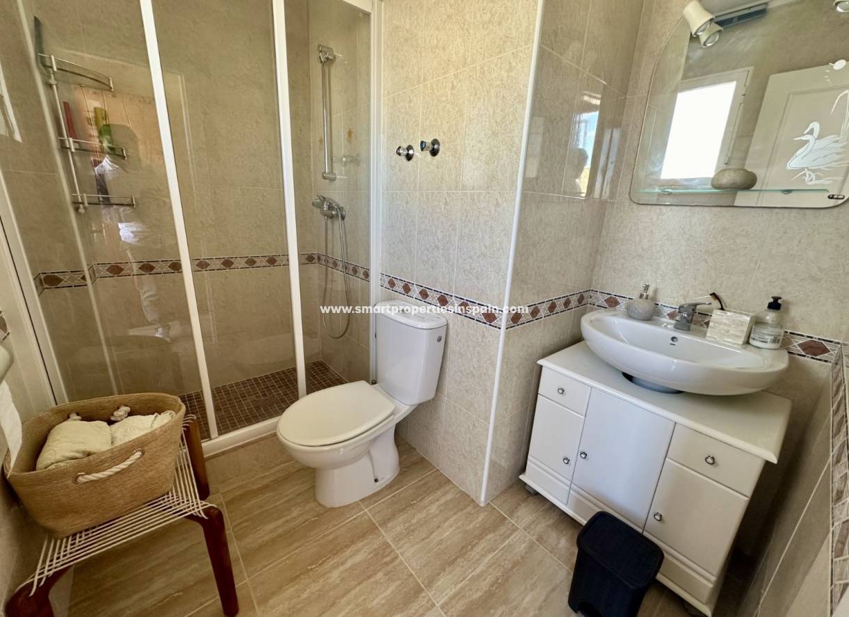 Wederverkoop - Detached Villa - La Marina - Urbanización La Marina