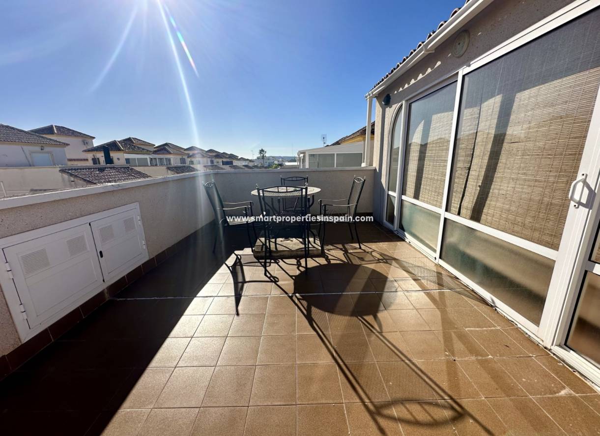 Wederverkoop - Detached Villa - La Marina - Urbanización La Marina