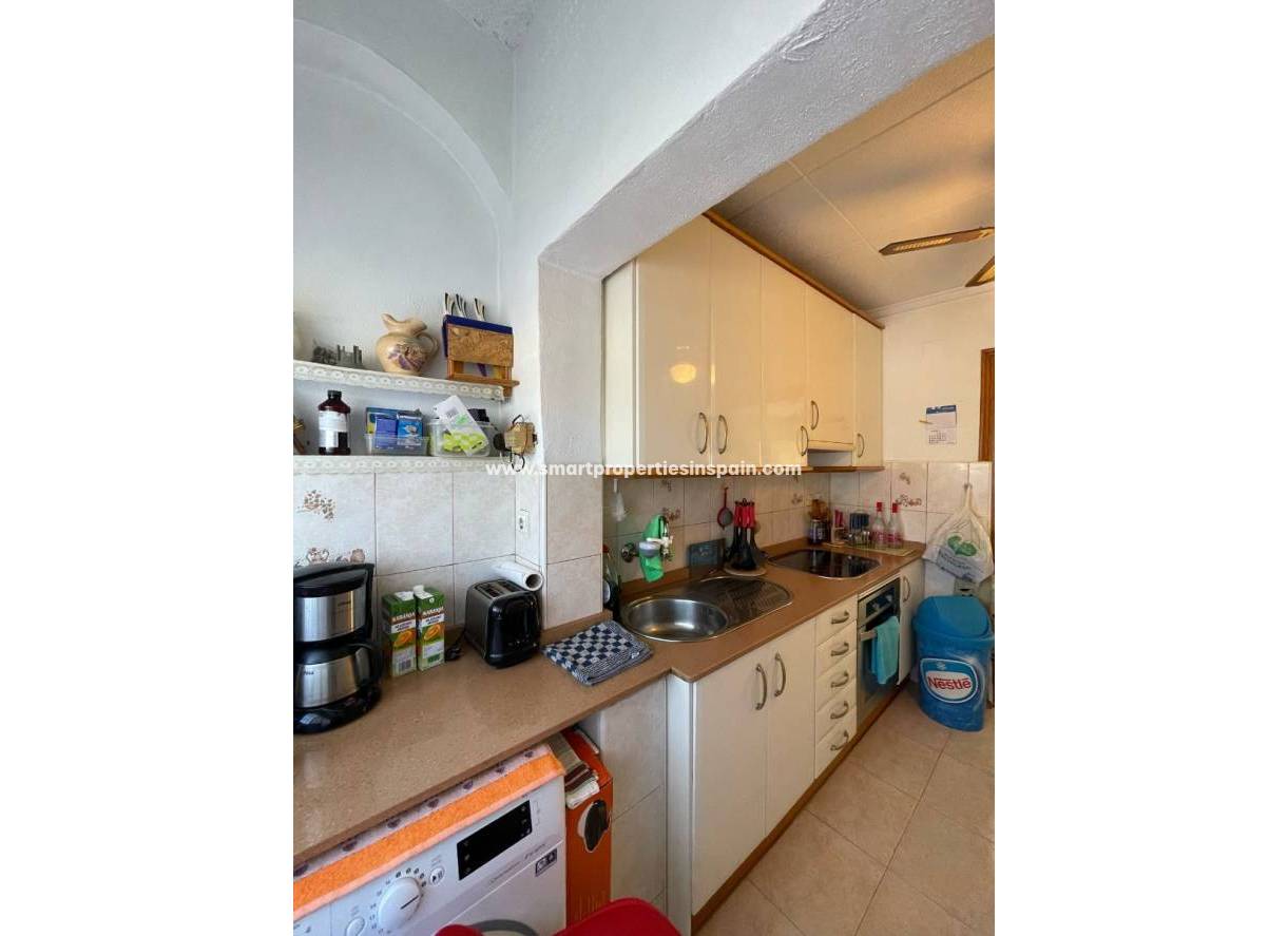 Wederverkoop - Detached Villa - La Marina - Urbanización La Marina