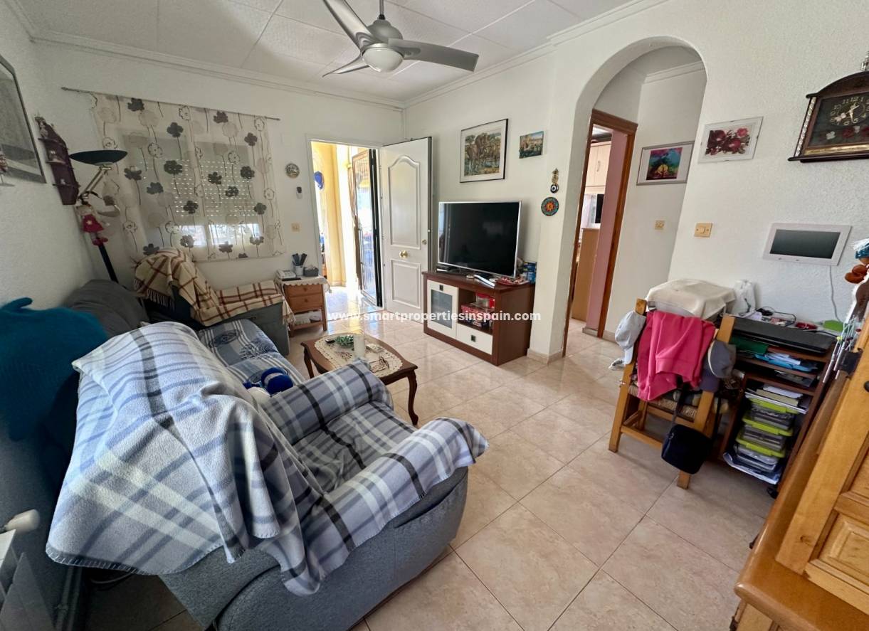 Wederverkoop - Detached Villa - La Marina - Urbanización La Marina