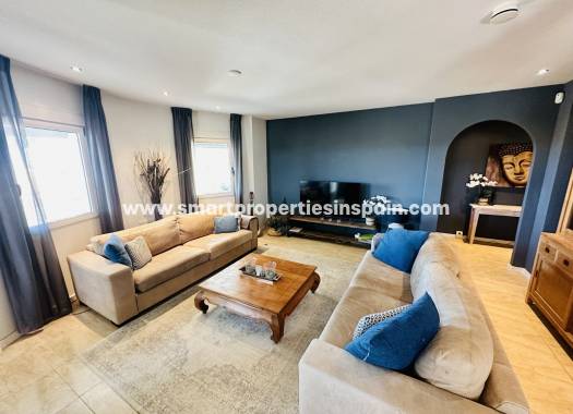 Wederverkoop - Detached Villa - La Marina - Urbanización La Marina