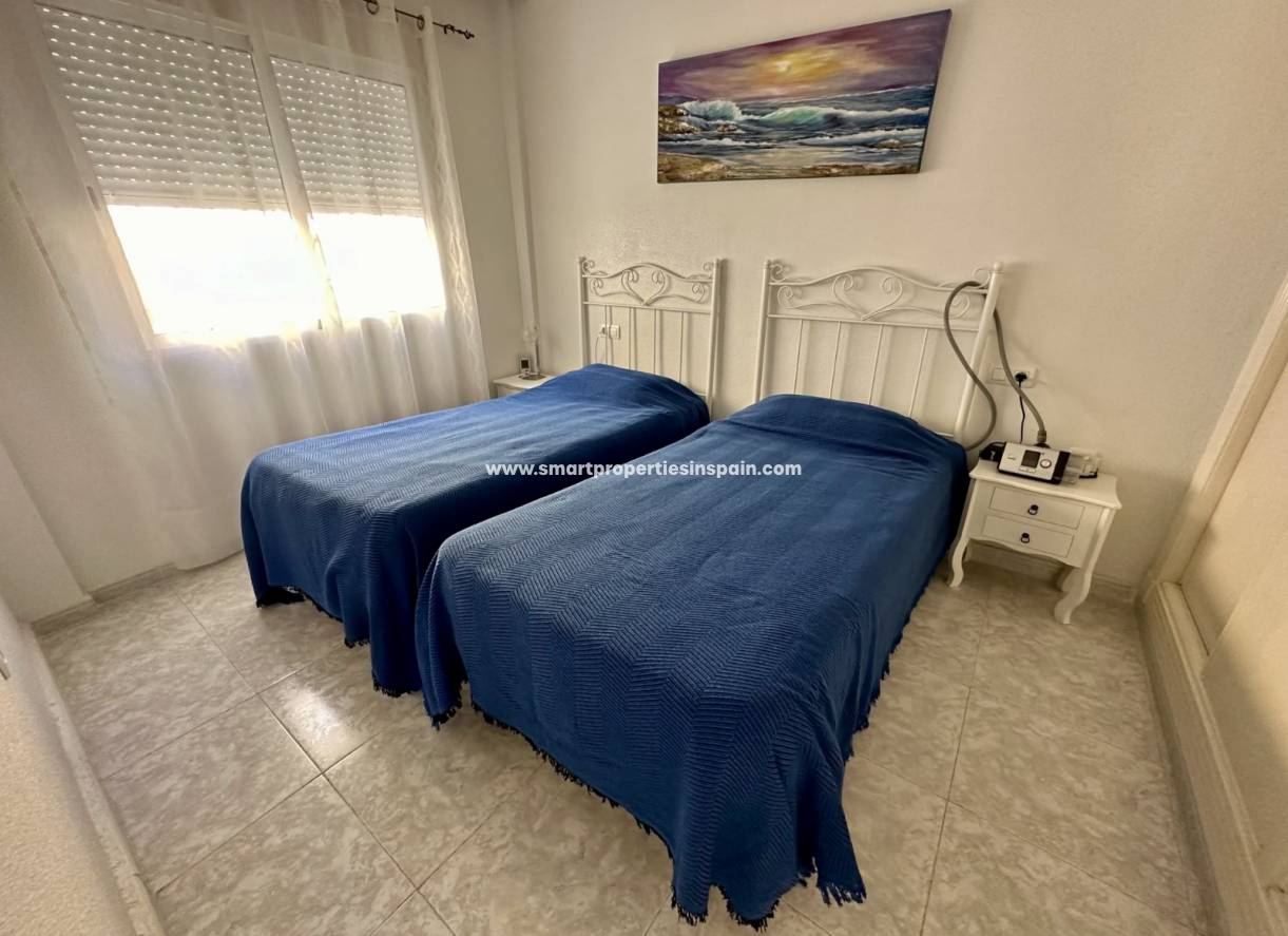 Wederverkoop - Detached Villa - La Marina - Urbanización La Marina