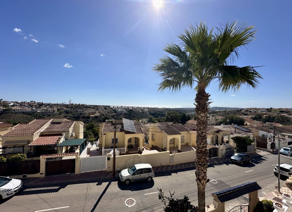 Wederverkoop - Detached Villa - La Marina - Urbanización La Marina